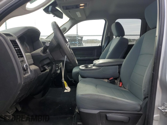 2016 Ram 1500 Tradesman z VIN 1C6RR7FT7GS411554, wystawiony jako Copart lot #48020435 z przebiegiem 128 679 mil mil oraz Szkoda całkowita • Salvage title. Historia ofert i sprzedaży dostępna na DreamBid. Obrazek 7.