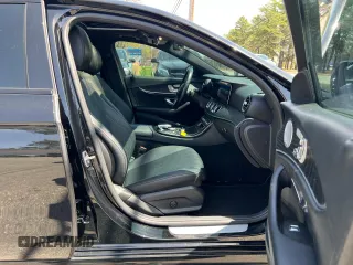 2020 Mercedes-Benz E 350 with VIN W1KZF8DBXLA841120, listed as a Copart auction lot 55361315 with 118,655 mi miles and Clean Title. Bid and sale history available at DreamBid. Image 5.