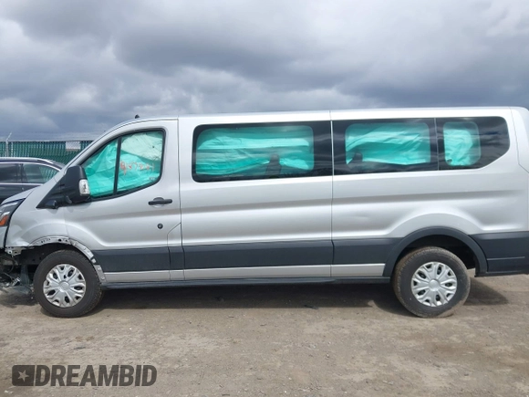 2023 Ford Transit Passenger XL with VIN 1FBAX2Y86PKB08759, listed as a IAAI auction lot 41879081 with 43,241 mi miles and . Bid and sale history available at DreamBid. Image 15.