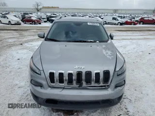 2018 Jeep Cherokee Latitude with VIN 1C4PJLCX3JD531239, listed as a Copart auction lot 41669245 with 113,998 mi miles and Clean title. Bid and sale history available at DreamBid. Image 5.