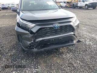 2023 Toyota RAV4 Hybrid XLE with VIN JTMRWRFV2PD201561, listed as a IAAI auction lot 41576987 with 30,417 mi miles. Bid and sale history available at carsss.com. Image 17.