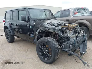 2024 Jeep Wrangler Sahara с VIN 1C4RJXP64RW270477, выставлен на аукционе IAAI как лот 42782122 с пробегом Не указан миль и . История ставок и продаж доступна на DreamBid. Изображение 1.