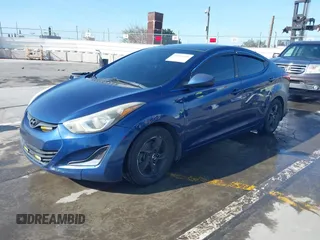 2015 Hyundai Elantra SE z VIN 5NPDH4AE0FH646713, wystawiony jako IAAI lot #41913551 z przebiegiem 107 598 mil mil oraz . Historia ofert i sprzedaży dostępna na DreamBid. Obrazek 2.