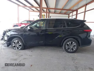 2023 Toyota Highlander L with VIN 5TDKDRAH8PS511517, listed as a IAAI auction lot 42303066 with 39,959 mi miles and . Bid and sale history available at DreamBid. Image 15.