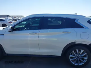 2020 Infiniti QX50 Luxe z VIN 3PCAJ5M38LF102168, wystawiony jako IAAI lot #42303489 z przebiegiem 24 910 mil mil oraz . Historia ofert i sprzedaży dostępna na DreamBid. Obrazek 15.