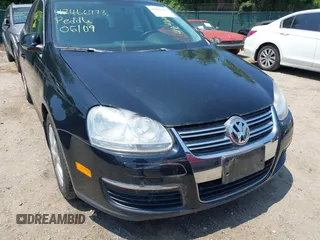 2010 Volkswagen Jetta SE z VIN 3VWRZ7AJ9AM042787, wystawiony jako IAAI lot #42466773 z przebiegiem 144 829 mil mil oraz . Historia ofert i sprzedaży dostępna na DreamBid. Obrazek 6.