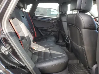 2015 Porsche Macan Turbo z VIN WP1AF2A58FLB96008, wystawiony jako Copart lot #49006515 z przebiegiem 97 011 mil mil oraz Szkoda całkowita • Salvage title. Historia ofert i sprzedaży dostępna na DreamBid. Obrazek 10.