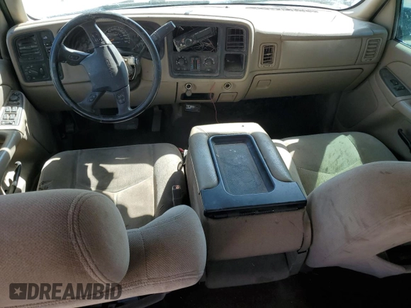 2006 GMC Sierra 2500HD SL with VIN 1GTHK23D26F158546, listed as a Copart auction lot 42225335 with 213,724 mi miles and Salvage title. Bid and sale history available at DreamBid. Image 8.