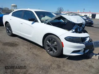 2023 Dodge Charger SXT z VIN 2C3CDXJG9PH636755, wystawiony jako IAAI lot #41996030 z przebiegiem 16 827 mil mil oraz . Historia ofert i sprzedaży dostępna na DreamBid. Obrazek 1.