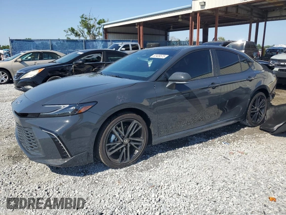 2025 Toyota Camry LE with VIN 4T1DAACK6SU559271, listed as a Copart auction lot 52409575 with 4,474 mi miles and Salvage Title. Bid and sale history available at carsss.com. Image 1.