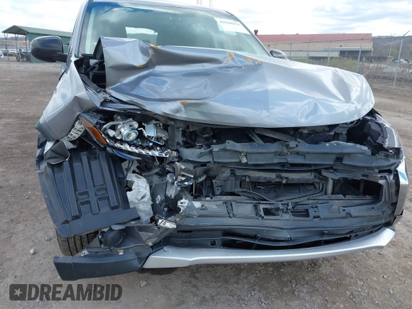 2018 Mitsubishi Outlander ES z VIN JA4AZ3A36JJ004547, wystawiony jako IAAI lot #42048456 z przebiegiem 82 379 mil mil oraz . Historia ofert i sprzedaży dostępna na DreamBid. Obrazek 6.