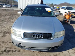 2004 Audi A4 3.0L with VIN WAULT68EX4A011883, listed as a IAAI auction lot 41694203 with 154,968 mi miles. Bid and sale history available at carsss.com. Image 6.