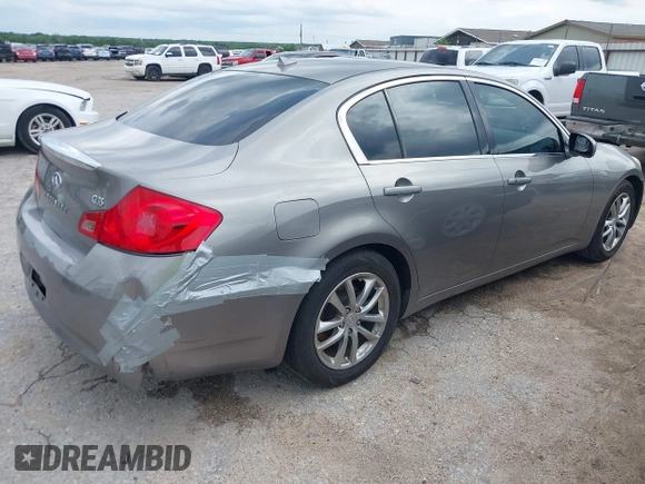 2008 Infiniti G35 Journey with VIN JNKBV61E78M226577, listed as a IAAI auction lot 42105267 with 166,572 mi miles. Bid and sale history available at carsss.com. Image 4.