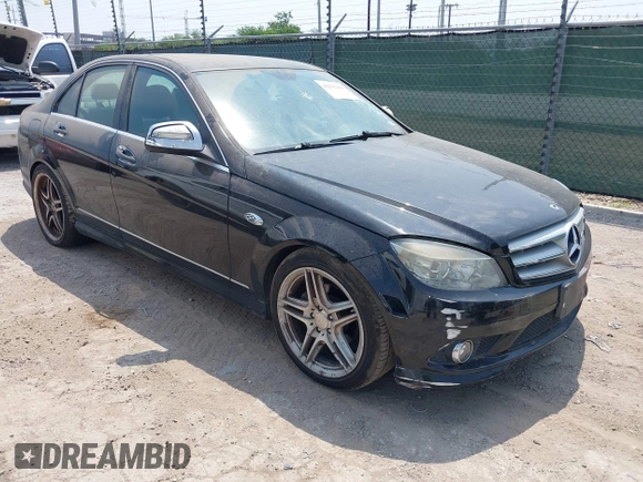 2009 Mercedes-Benz C 300 Sport z VIN WDDGF54X49F224650, wystawiony jako IAAI lot #42292369 z przebiegiem 167 539 mil mil oraz . Historia ofert i sprzedaży dostępna na DreamBid. Obrazek 1.