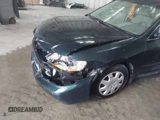 2001 Honda Accord LX z VIN 1HGCG16481A047136, wystawiony jako IAAI lot #41565746 z przebiegiem 259 017 mil mil oraz . Historia ofert i sprzedaży dostępna na DreamBid. Obrazek 12.