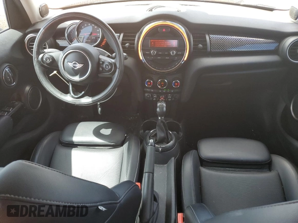2015 MINI Hardtop 4 Door S with VIN WMWXU3C59F2B58555, listed as a Copart auction lot 64045275 with 127,596 mi miles and Salvage title. Bid and sale history available at DreamBid. Image 8.