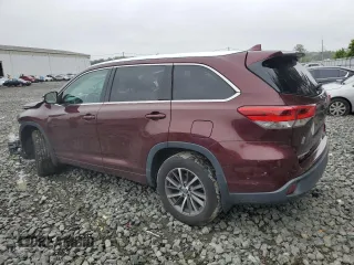 2018 Toyota Highlander SE with VIN 5TDJZRFH4JS905514, listed as a Copart auction lot 61064085 with 83,598 mi miles and Salvage title. Bid and sale history available at DreamBid. Image 2.