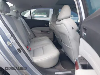 2015 Acura TLX Advance with VIN 19UUB3F77FA002804, listed as a IAAI auction lot 42310492 with 153,380 mi miles and . Bid and sale history available at DreamBid. Image 8.