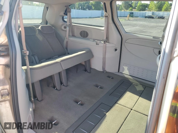 2006 Chrysler Town & Country LWB Touring with VIN 2A4GP54L16R719858, listed as a Copart auction lot 69036534 with 173,076 mi miles and Salvage Title. Bid and sale history available at carsss.com. Image 12.
