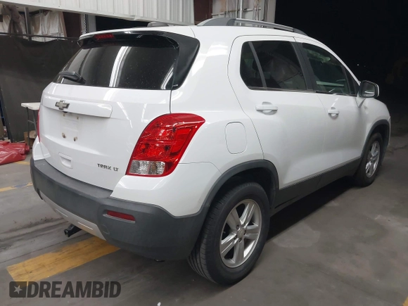 2016 Chevrolet Trax LT z VIN 3GNCJLSB8GL152879, wystawiony jako IAAI lot #42111415 z przebiegiem 85 445 mil mil oraz . Historia ofert i sprzedaży dostępna na DreamBid. Obrazek 4.