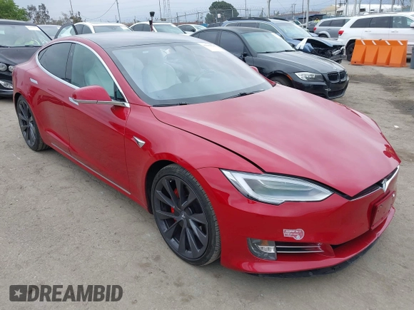 2019 Tesla Model S 100D z VIN 5YJSA1E46KF332066, wystawiony jako IAAI lot #42189828 z przebiegiem 55 751 mil mil oraz . Historia ofert i sprzedaży dostępna na DreamBid. Obrazek 1.