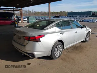2019 Nissan Altima 2.5 S with VIN 1N4BL4BW5KC212554, listed as a IAAI auction lot 41340107 with 87,165 mi miles. Bid and sale history available at carsss.com. Image 4.