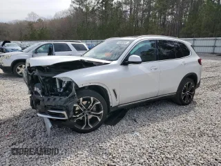 2022 BMW X5 sDrive40i z VIN 5UXCR4C00N9K24862, wystawiony jako Copart lot #45809555 z przebiegiem Nie podano mil oraz Nie do naprawy • Non repairable. Historia ofert i sprzedaży dostępna na DreamBid. Obrazek 1.