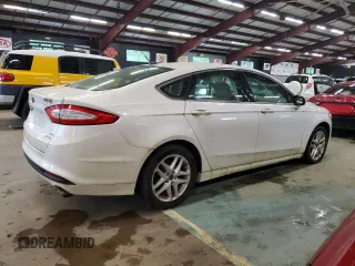 2014 Ford Fusion SE z VIN 3FA6P0HD5ER310493, wystawiony jako Copart lot #58197095 z przebiegiem 135 952 mil mil oraz Tytuł czysty. Historia ofert i sprzedaży dostępna na DreamBid. Obrazek 3.
