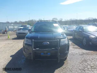 2016 Ford Utility Police Interceptor with VIN 1FM5K8AR0GGB36783, listed as a IAAI auction lot 41788958 with 154,278 mi miles. Bid and sale history available at carsss.com. Image 12.