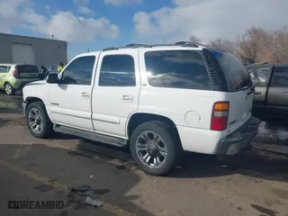 2002 Chevrolet Tahoe LT with VIN 1GNEK13Z62J320749, listed as a IAAI auction lot 41616061 with 224,363 mi miles. Bid and sale history available at carsss.com. Image 3.
