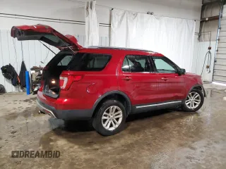 2017 Ford Explorer XLT with VIN 1FM5K7DHXHGD75949, listed as a Copart auction lot 49699585 with 60,703 mi miles and Salvage Title. Bid and sale history available at carsss.com. Image 3.