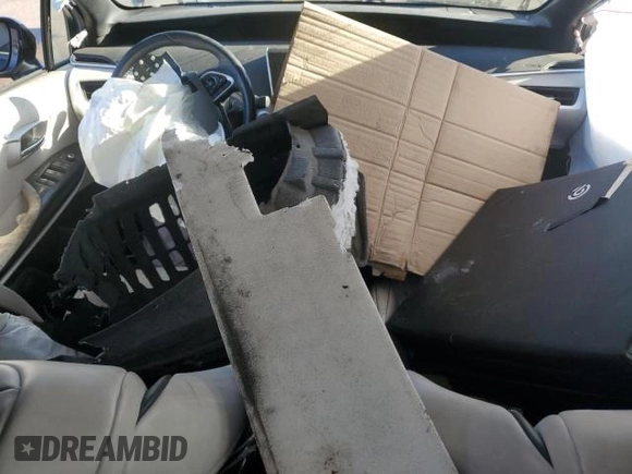 2017 Toyota Mirai z VIN JTDBVRBD4HA003455, wystawiony jako Copart lot #56256935 z przebiegiem Nie podano mil oraz Szkoda całkowita • Salvage title. Historia ofert i sprzedaży dostępna na DreamBid. Obrazek 8.