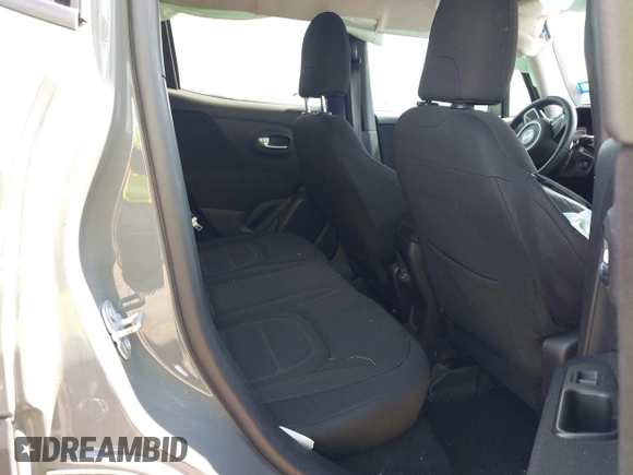 2020 Jeep Renegade Altitude z VIN ZACNJABB0LPL55950, wystawiony jako IAAI lot #42222826 z przebiegiem 74 022 mil mil oraz . Historia ofert i sprzedaży dostępna na DreamBid. Obrazek 8.