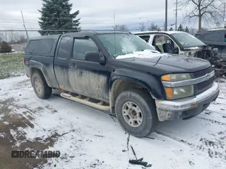 2005 Chevrolet Colorado LS Z71 with VIN 1GCDT196258204264, listed as a IAAI auction lot 41080277 with 138,761 mi miles. Bid and sale history available at carsss.com. Image 1.