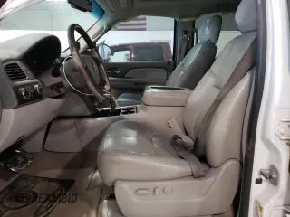2007 Chevrolet Avalanche 1LT z VIN 3GNEK12327G109165, wystawiony jako Copart lot #85896634 z przebiegiem 168 822 mil mil oraz Szkoda całkowita • Salvage title. Historia ofert i sprzedaży dostępna na DreamBid. Obrazek 7.