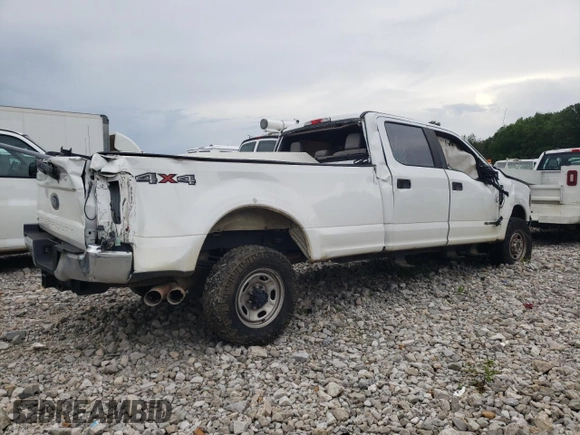 2019 Ford F-350 XL with VIN 1FT7W3BT5KED68105, listed as a Copart auction lot 84915334 with Not Provided miles and Salvage Title. Bid and sale history available at DreamBid. Image 3.