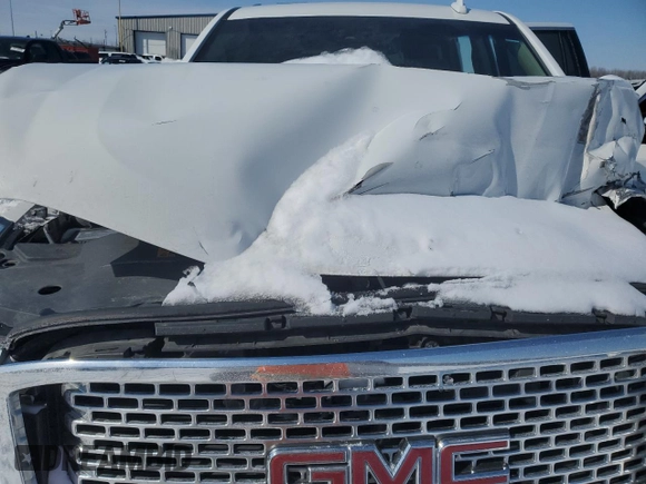 2017 GMC Yukon Denali with VIN 1GKS2CKJXHR168346, listed as a Copart auction lot 45666185 with 165,293 mi miles and Salvage Title. Bid and sale history available at carsss.com. Image 14.
