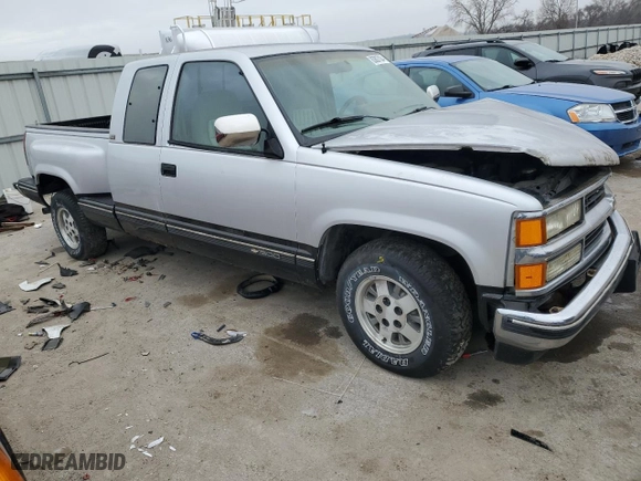 1994 Chevrolet C/K 1500 with VIN 2GCEC19K7R1168324, listed as a Copart auction lot 83807034 with 163,510 mi miles and Salvage Title. Bid and sale history available at carsss.com. Image 4.