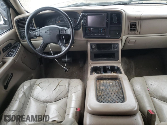 2006 Chevrolet Tahoe Z71 z VIN 1GNEK13Z16R106212, wystawiony jako Copart lot #56391985 z przebiegiem 323 418 mil mil oraz Szkoda całkowita • Salvage title. Historia ofert i sprzedaży dostępna na DreamBid. Obrazek 8.