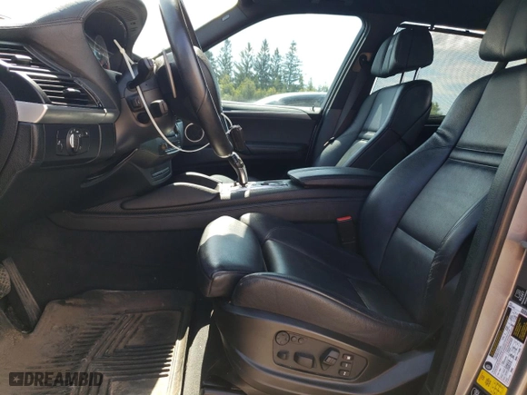 2013 BMW X5 M with VIN 5YMGY0C5XD0C11995, listed as a Copart auction lot 68321044 with 91,844 mi miles and Non Repairable. Bid and sale history available at carsss.com. Image 7.