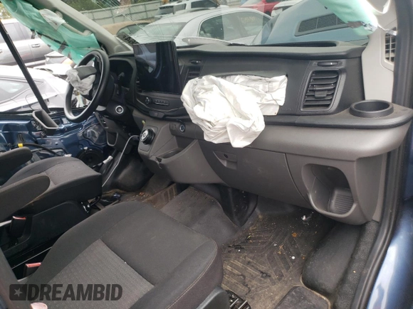 2023 Ford E-Transit Cargo z VIN 1FTBW9CK5PKA89071, wystawiony jako Copart lot #61103064 z przebiegiem Nie podano mil oraz . Historia ofert i sprzedaży dostępna na DreamBid. Obrazek 8.