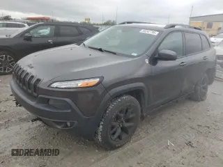 2017 Jeep Cherokee Trailhawk с VIN 1C4PJMBS5HW595681, выставлен на аукционе Copart как лот 55242795 с пробегом 52 783 миль миль и Списание • Salvage title. История ставок и продаж доступна на DreamBid. Изображение 1.