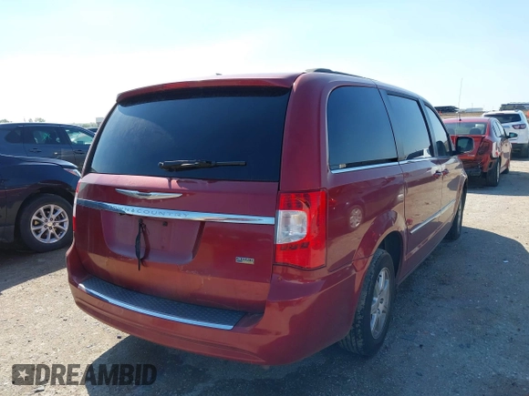 2013 Chrysler Town & Country Touring z VIN 2C4RC1BG7DR583239, wystawiony jako IAAI lot #41955325 z przebiegiem 183 880 mil mil oraz . Historia ofert i sprzedaży dostępna na DreamBid. Obrazek 4.