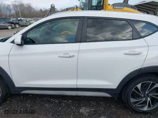 2020 Hyundai Tucson SEL with VIN KM8J3CAL5LU231183, listed as a IAAI auction lot 41509330 with 127,440 mi miles. Bid and sale history available at carsss.com. Image 14.