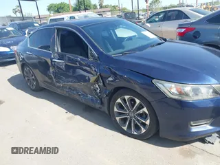 2013 Honda Accord Sport with VIN 1HGCR2F55DA139446, listed as a IAAI auction lot 41991636 with 178,272 mi miles and . Bid and sale history available at DreamBid. Image 6.