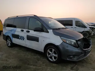 2016 Mercedes-Benz Metris Passenger Van with VIN WD4PG2EE2G3097999, listed as a Copart auction lot 83611814 with 116,039 mi miles and Salvage Title. Bid and sale history available at carsss.com. Image 4.