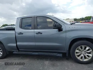 2020 Chevrolet Silverado 1500 Custom with VIN 1GCRWBEH7LZ288602, listed as a IAAI auction lot 41731947 with 101,401 mi miles. Bid and sale history available at carsss.com. Image 13.