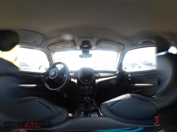 2021 MINI Hardtop 4 Door Oxford Edition with VIN WMWXU7C09M2P17351, listed as a IAAI auction lot 42330197 with 51,628 mi miles and . Bid and sale history available at DreamBid. Image 18.