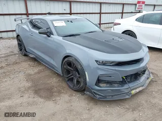2019 Chevrolet Camaro 2SS with VIN 1G1FH1R74K0127709, listed as a IAAI auction lot 41625748 with 39,306 mi miles. Bid and sale history available at carsss.com. Image 1.