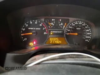 2004 GMC Canyon SLE Z71 with VIN 1GTDT196148217750, listed as a Copart auction lot 44117015 with 217,964 mi miles and Salvage Title. Bid and sale history available at carsss.com. Image 9.